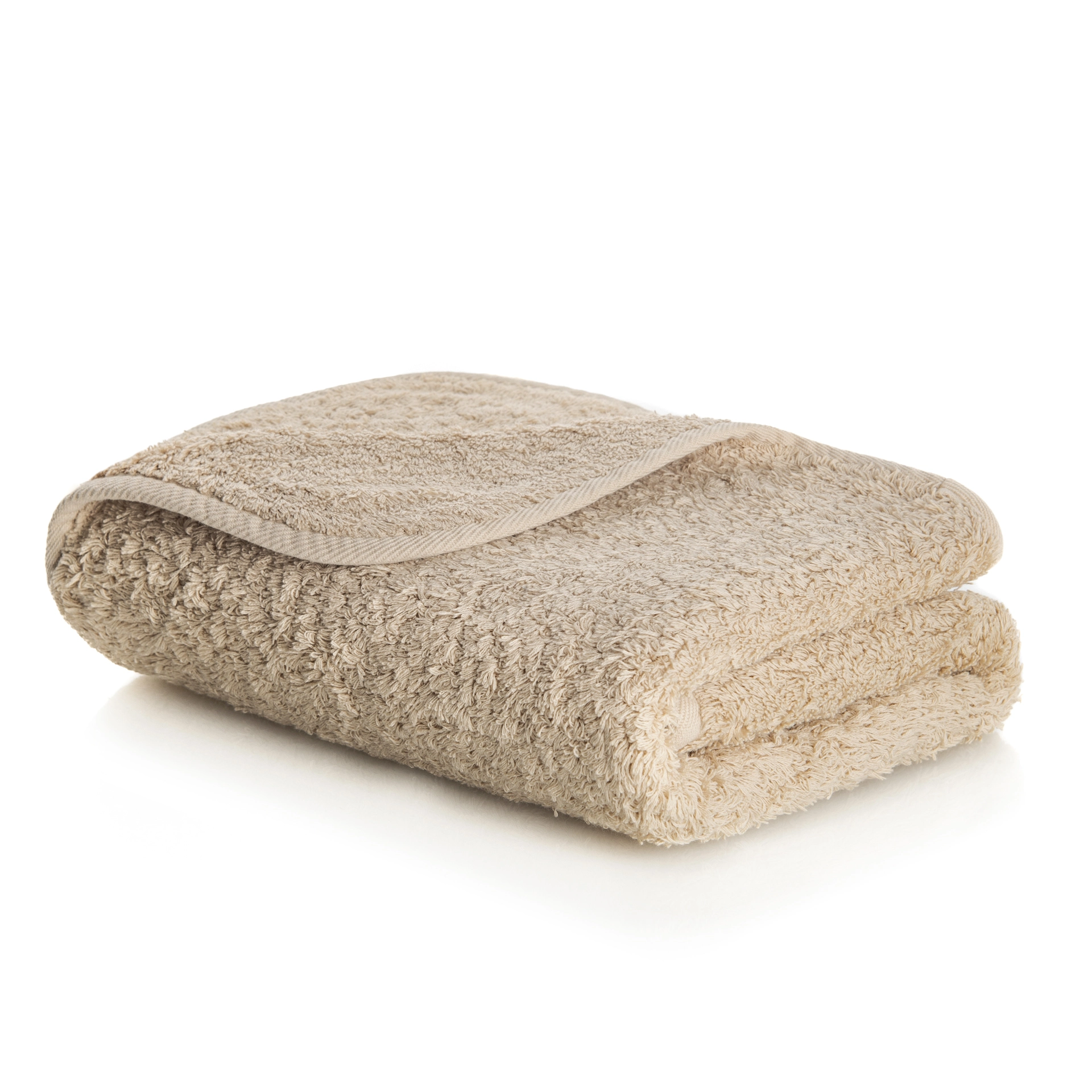 En exklusiv, fint vikt handduk modell Egoist från Graccioza i mjuk egyptisk bomull och färgtonen Linen.